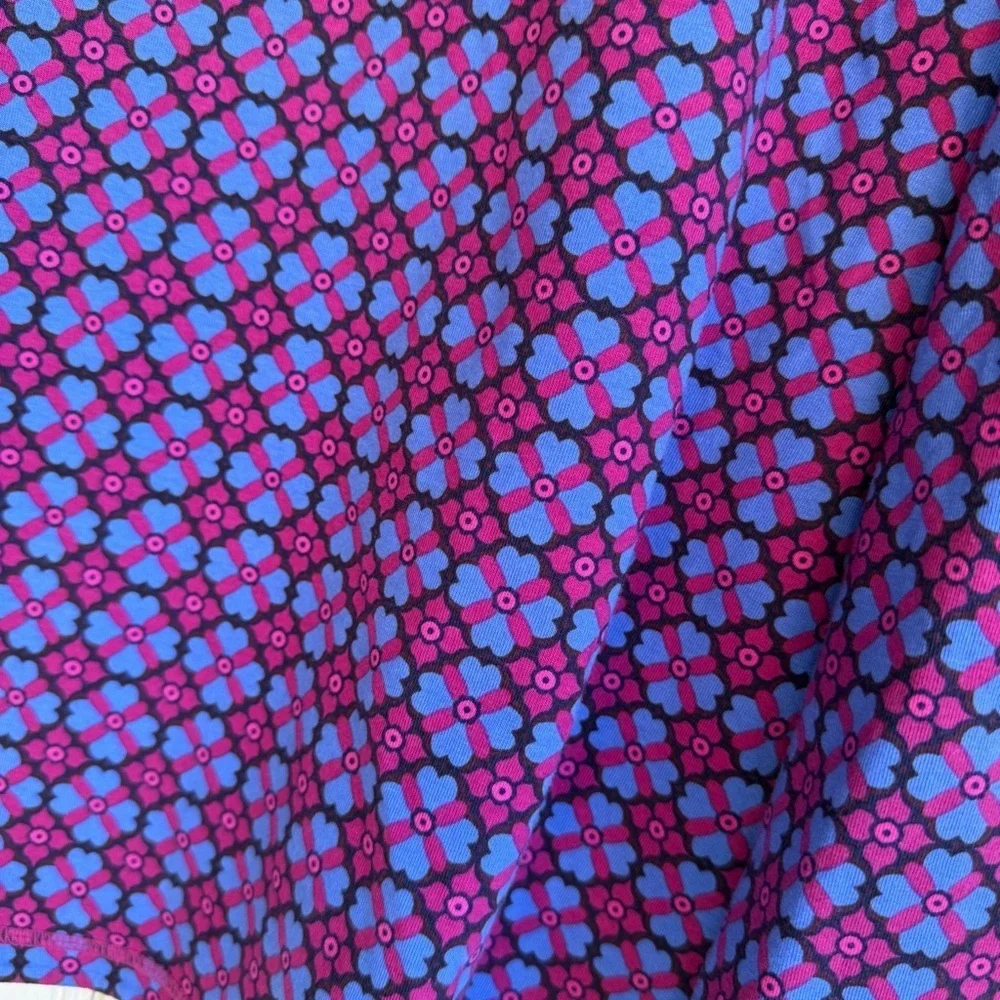 Talbots Size XL Supersoft Jersey Long Sleeve in Purple Geometric Daisy Print NEW - Picture 4 of 5